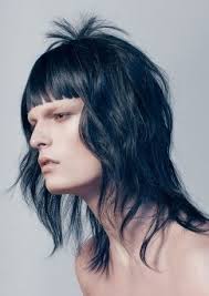Braids, in general, look good on black hair but for white men, they just make you look worse. Feminine Hairstyles For Men Photos Feminine Hairstyles Mens Hairstyles Hair Styles
