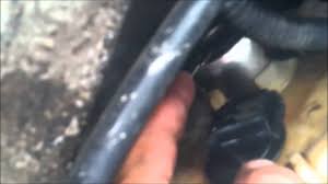 how to replace a fuel filter pressure regulator on a dodge neon 1999 2005 backyardmechanic fuel filter pressure regulator