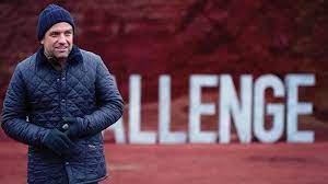 Lavin aviso por radio bio bio que van a desalojar todos los liceos, aguante. Mtv S The Challenge Is Chaos But Tj Lavin Keeps It Sane Gq