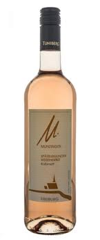 Eine varietät des spätburgunders enthüllt diese fruchtige beerenauslese. 2019 Spatburgunder Weissherbst Kabinett Winzerverein Munzingen
