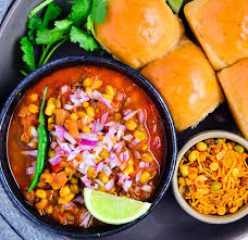 Maybe you would like to learn more about one of these? Spicy Misal Pav Maharashtian Snack Stock Image Image Of Breakfast Colorful 158573917