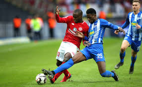 Tror inte att janne är rasist. Ujah Uberzeugt Einzelkritik Der 05 Spieler Zum Spiel Gegen Hertha Bsc