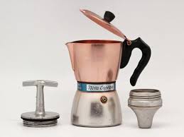 Bruger video hjælper dig til at bruge espressokanden korrekt. The Quick Guide To Moka Pot Safety And Cleaning Javapresse Coffee Company