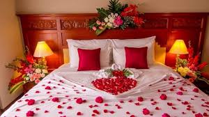 Best Decor Ideas Honeymoon Bedroom Decoration On A Budget Valentines Bedroom Romantic Bedroom Decor Honeymoon Bedroom