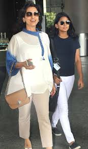 Actress, mother, entrepreneur, activist, budding organic farmer, environmentalist, yoga enthusiast. Juhi Chawla Actress With Her Daughter Bollywood News Facebook