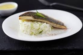 Comment Saisir A La Poele Un Filet De Poisson Technique De Cuisine
