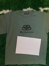 Regular fit, logo printed at back. Ad Ebay Url Balenciaga Bb Mode Logo Tee Shirt Green Sweat T Shirt Logo Tees Tee Shirts Casual Tees Men