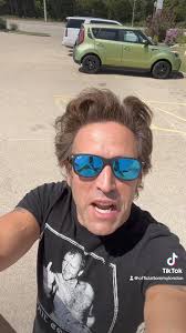 #bransonmissouri #retromanialive #retromania #vinceneil #tomkeifer #journey  #QuietRiot #motleycrue #festival #siriusxm #tommylondon #philcollins  #middlefinger