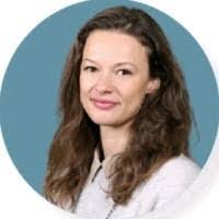 Melanie Hertz's Instagram, Twitter & Facebook