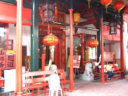 In 1864, the temple was built to remember the popular captain hailing from sungai ujong. Sin Sze Si Ya Temple In Kuala Lumpur Malaysia Sygic Travel