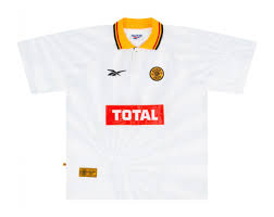 Mittelpunkt dieser ist ohne frage das trikot. Kaizer Chiefs 1996 97 Auswarts Trikot