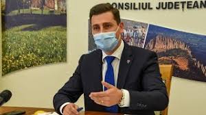 Consiliul judetean maramures organizeaza, conduce, indruma si controleaza activitatea serviciilor publice judetene. Consiliul JudeÅ£ean Maramures SedinÅ£e De Consiliu Video