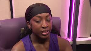 LSU's Aneesah Morrow and Flau'Jae Johnson foreshadow strong returns in  their March Madness opener