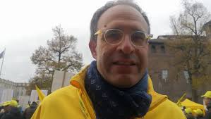 I produttori di frutta in protesta: "I supermercati ci impongono i prezzi.  Per un caffè dobbiamo vendere 4 Kg di mele" [FOTO]