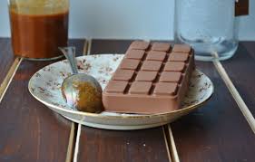 Tablettes De Chocolat Au Lait Au Caramel Beurre Sale Tablette De Chocolat Chocolat Au Lait Chocolat