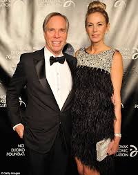 Tommy Hilfiger And His Wife Dee Her Dress Is Stunning Fashion Fashion Design Flapper Dress
