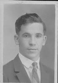 Luis Vento's Instagram, Twitter & Facebook