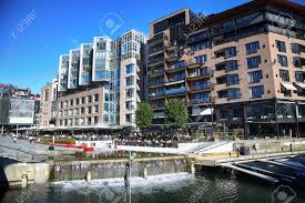 Hell, stadtbus, befristet, garage, kitchenette. Oslo Norwegen 17 August 2016 Menschen Auf Wunderbare Moderne Wohnviertel Aker Brygge Mit Lux Wohnungen Shopping Kultur Und Restaurants In Oslo Norwegen Am August 17 2016 Fuss Lizenzfreie Fotos Bilder Und Stock Fotografie Image 65901189