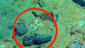 Doch damit war der sachverhalt noch lange nicht geklärt. Briefe Zeigen Was Rettungsmannschaften Mit Den Menschen Auf Der Titanic Gemacht Haben Youtube