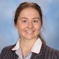 Kate Vickers's Instagram, Twitter & Facebook