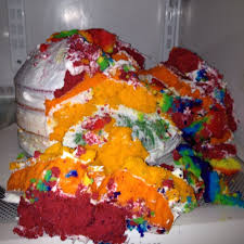 Epic Fail Of The Rainbow Cake Rainbow Birthday Cake Novelty Birthday Cakes Bad Cakes