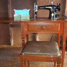 Do not contact me with unsolicited services or. Best 1950 S Cabinet Singer Sewing Machine For Sale In Lake Geneva Wisconsin For 2021