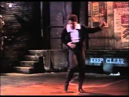 Un musical basado en las memorias de gypsy rose lee fue un proyecto del productor david merrick y la actriz ethel merman. Tulsa From Gypsy Summary Breakdown Stageagent