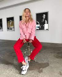 das perfekte accessoire findet ihr bei uns https www profibag de sport freizeit handtaschen colourful outfits fashion red outfit