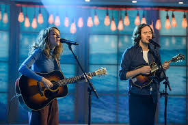 Interview with Mandolin Orange | The Current