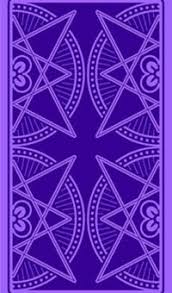 Descubre todo lo que las cartas del tarot tienen que decirte gracias a nuestro tarot 2021 totalmente gratis. Tarot Del 2021 Tirada De Cartas Online Con Lectura Gratis Futooro