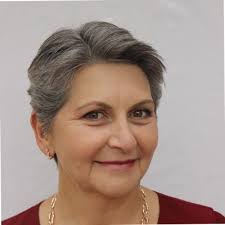 Last weekend I officially (& finally!) graduated with my Bachelors of  Engineering (Mechatronics) with Honours 🤓🥂