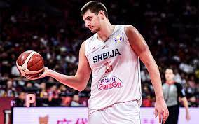 En la imagen, willy hernangómez y gabriel deck fuente: Mala Para Serbia Jokic Se Baja Del Repechaje Y De Los Juegos Olimpicos Basquet Plus