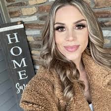 David Manix's Instagram, Twitter & Facebook