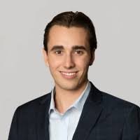 Shawn Bashore's Instagram, Twitter & Facebook