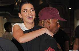 Photogallery of kendall jenner updates weekly. Eklat Um Kendall Jenner Affare Mit Kylies Freund Travis Scott