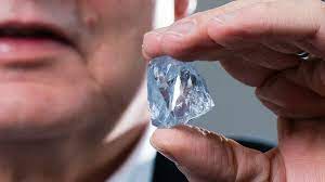 Natürlich musste auch der cullinan diamant geschliffen werden. Nur 27 6 Millionen Dollar Erlos Teurer Diamant Enttauscht Die Erwartungen