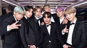 bangtan bomb hobi's surprise birthday party! Bts Celebrates J Hope S Birthday With A Surprise Cake Teen Vogue