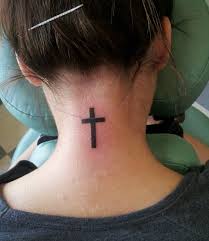 Un tatouage nuque femme peut sembler très exotique, remarquable, original et utilisé en tant qu' accessoire de mode. 1001 Idees Tatouage Nuque Marque Jusqu Au Cou