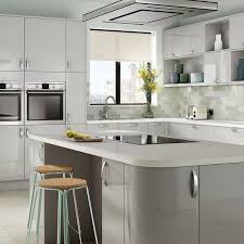 Pin By Jasmine Watson On Home In 2020 Light Grey Kitchen Cabinets Grey Gloss Kitchen Light Grey Kitchens