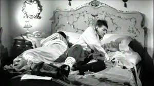 The film marked the last collaboration between totò and lucio fulci, author of the script and initially chosen as director. Letto A Tre Piazze Alchetron The Free Social Encyclopedia