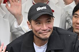 Ｚｅｅｂｒａ 桑田佳祐は神様のような存在「カラオケで超サザン ...