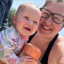 Have about 150oz available to ship! I have the shipping boxes already so  that's free. But my milk is going for $0.50 an oz. The small boxes fit  about 100oz but can