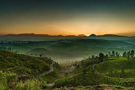 Anda akan bertanya apa yang menarik dari farmbouse ini. 35 Tempat Menarik Di Bandung Destinasi Dingin Penuh Keajaiban