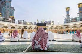 Voir plus d'idées sur le thème mecque, mosquée, mosquée de la mecque. Arabie Saoudite Un Membre De Daech Arrete A La Grande Mosquee De La Mecque Shafaqna Francais
