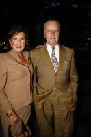 Het tweede kamerlid theo hiddema van forum voor democratie zegt dat hij een voorstander is als al die marokkanen zich gingen vermengen met hollandse vrouwtjes is er verder niks aan de hand. Reni Van Maren