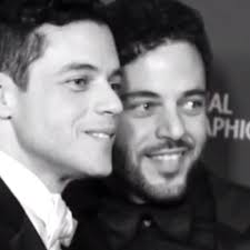 Conoce al hermano gemelo de Rami Malek