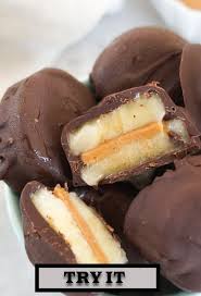 The 7 Healthiest Snacks You Need To Try Right Now Banane Beurre De Cacahuete Idees De Collations Nourriture