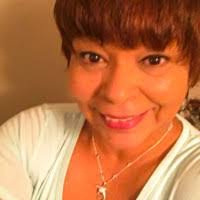 Anita Pierce's Instagram, Twitter & Facebook