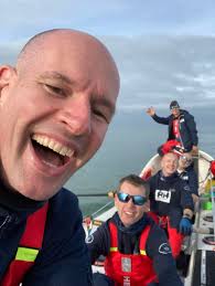 Ik ben gruwelijk trots op mijn Chris die spoedig naar New York vertrekt met  zijn drie maten om 6.500 km te roeien over de Noord Atlantische Oceaan naar  Rotterdam. En dit alles