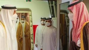 شهدت العلاقات بين أنقرة وأبوظبي، أخيراً، تطوراً مهماً، مع زيارة مستشار الأمن الوطني الإماراتي، طحنون بن زايد، إلى تركيا، وسط مؤشرات على حدوث قراءة إماراتية جديدة للمتغيرات في المنطقة وفي أفغانستان. Ø§Ù„Ø£Ù…ÙŠØ± Ù…Ø­Ù…Ø¯ Ø¨Ù† Ø³Ù„Ù…Ø§Ù† ÙŠØ³ØªÙ‚Ø¨Ù„ Ø§Ù„Ø´ÙŠØ® Ù…Ø­Ù…Ø¯ Ø¨Ù† Ø²Ø§ÙŠØ¯ Ø¨Ø§Ù„Ø±ÙŠØ§Ø¶ Ø³ÙˆØ§Ø­ Ø¨ÙˆØ³Øª